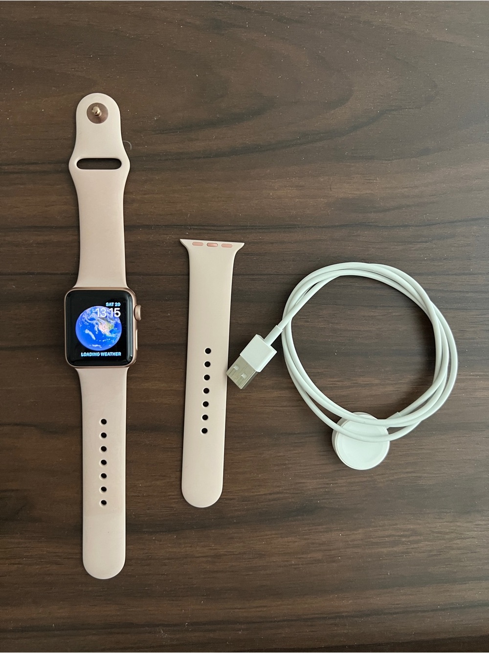 Apple Watch Series 3 (GPS) 38mm Gold Aluminum Case Pink Sport Band